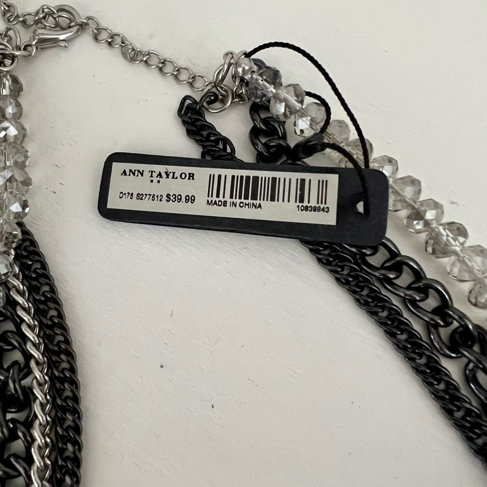 NWT Ann Taylor Mixed Chain Necklace - Picture 4 of 4